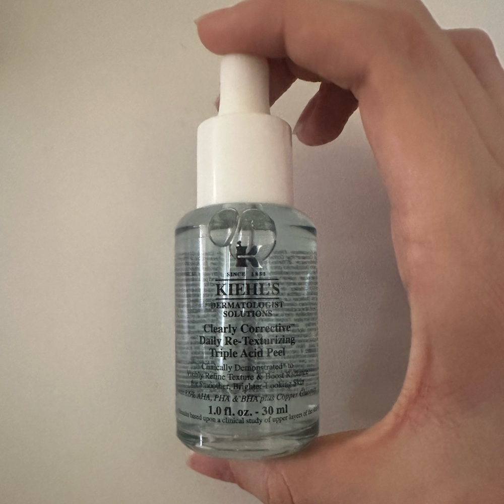 New-Kiehl’s clearly correct daily re-texturizing triple acid peel